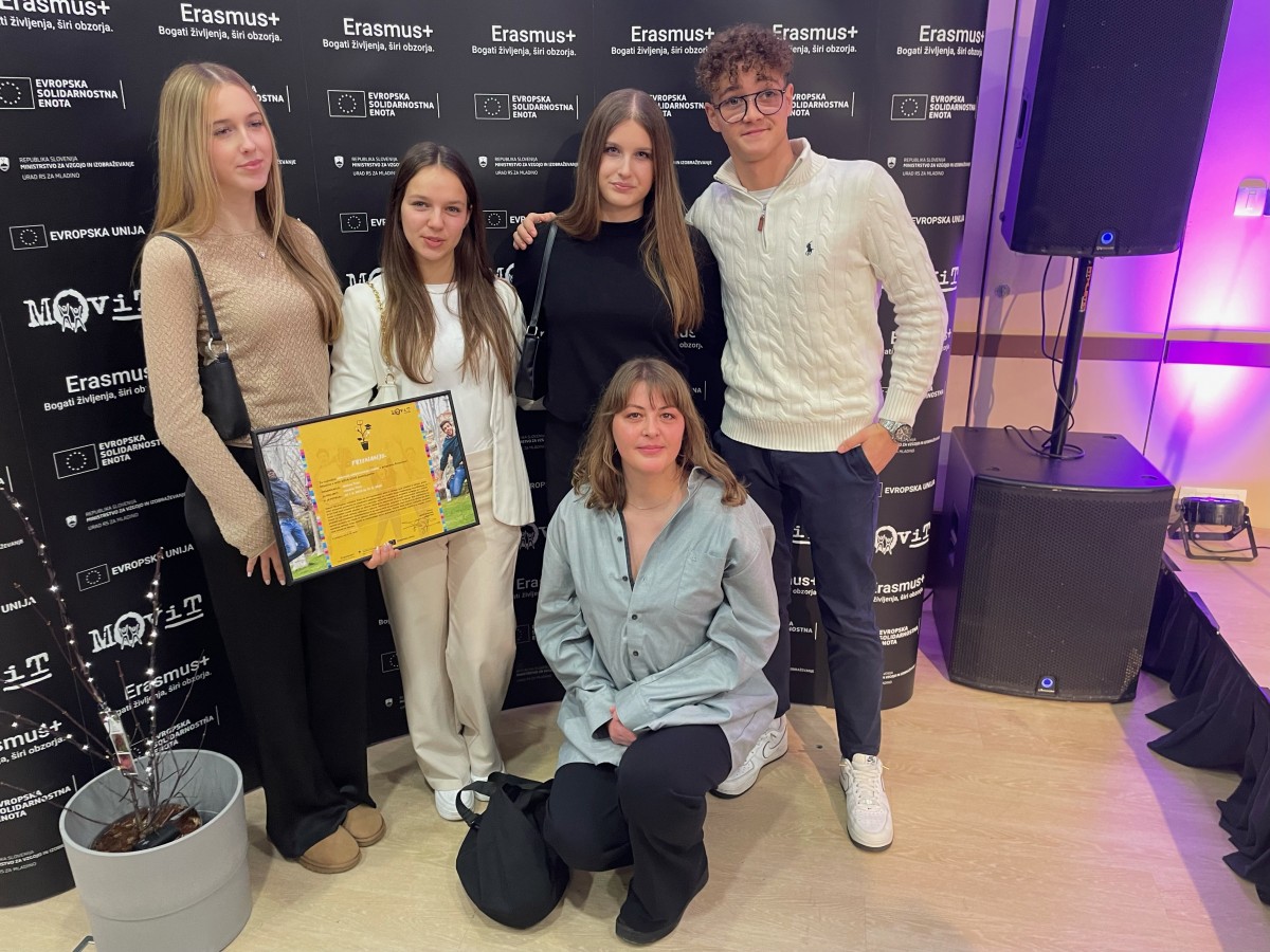 Projekt mladinc Trzin - poročilo za december