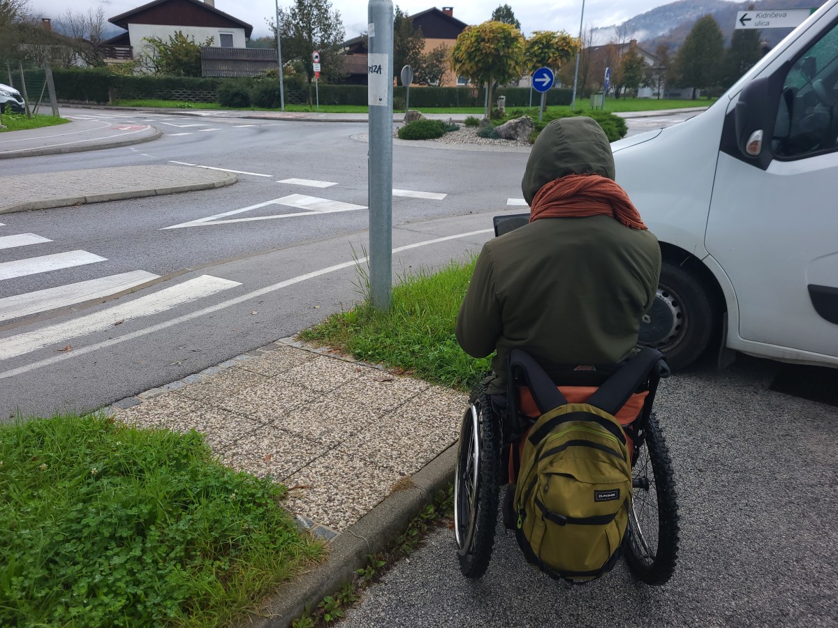 Projekt: Omogočanje multimodalne mobilnosti oseb z različnimi oviranostmi